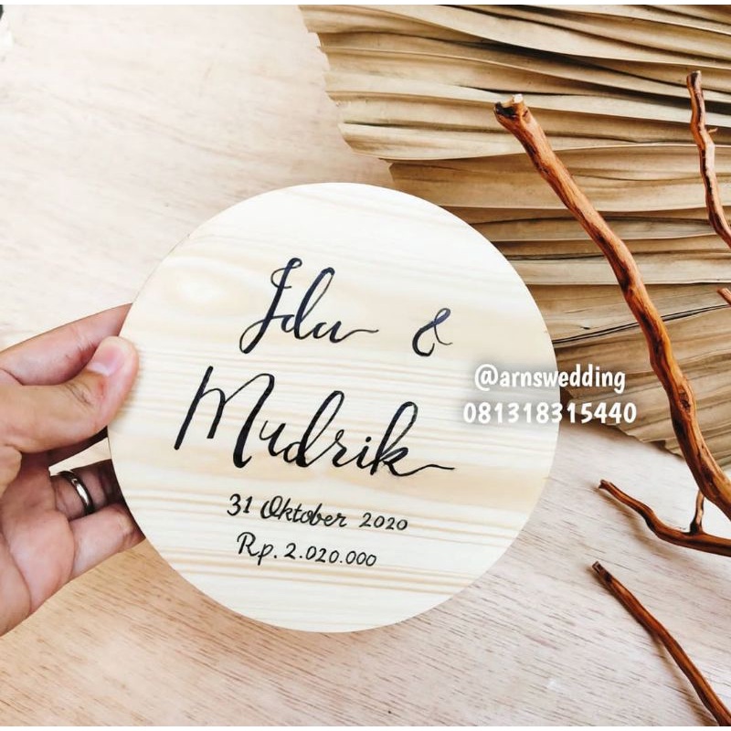 

Tambahan Biaya Nama 10 cm - 25 cm