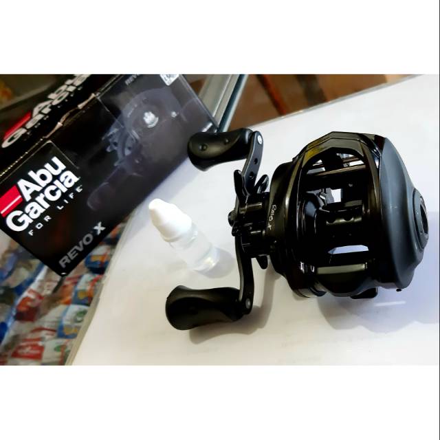 Reel BC Abu Garcia - REVO X  ( 7 + 1 BB )