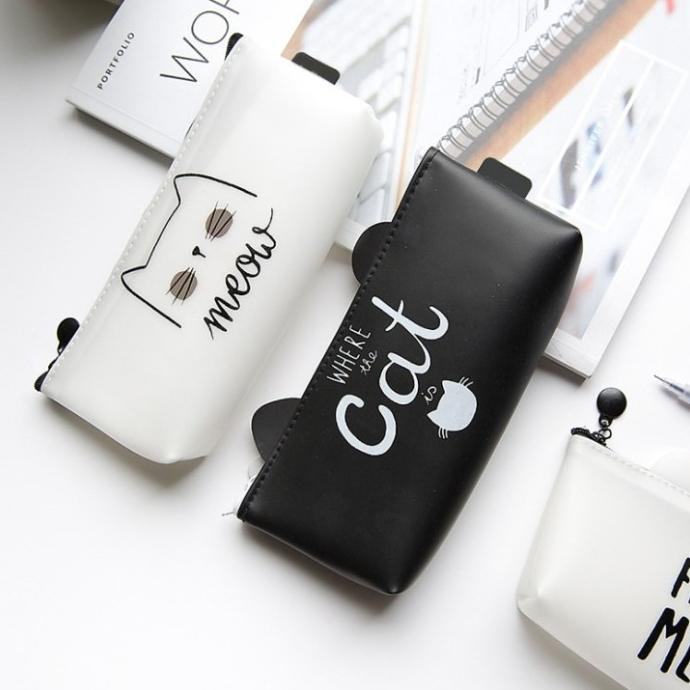

DOMPET PENSIL CATTY TEMPAT PENSIL BLACK WHITE CAT - WHITE