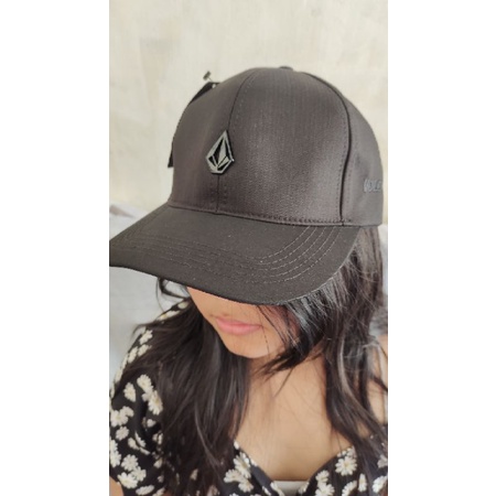 topi branded
