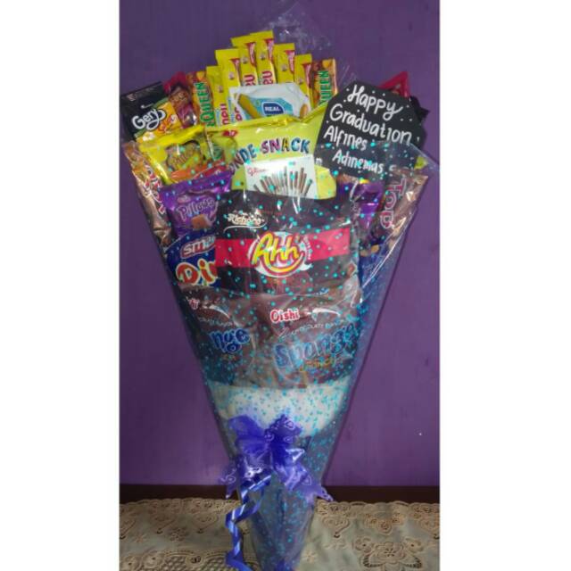 

Bucket makanan (untuk ulang tahun, wisuda, haddiah, annive)