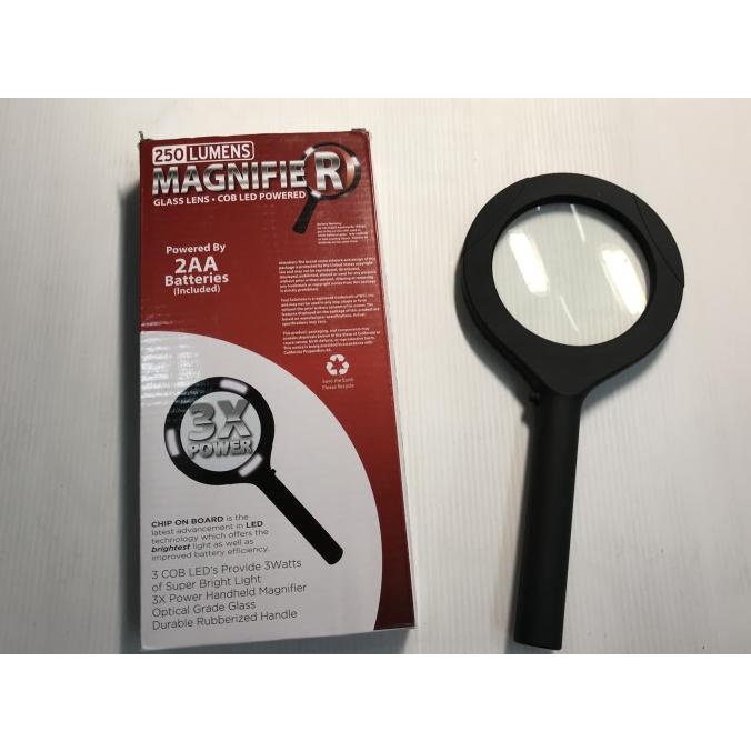 

Kaca Pembesar / Loupe dengan Senter LED diameter 10 cm - 2 Baterai AA