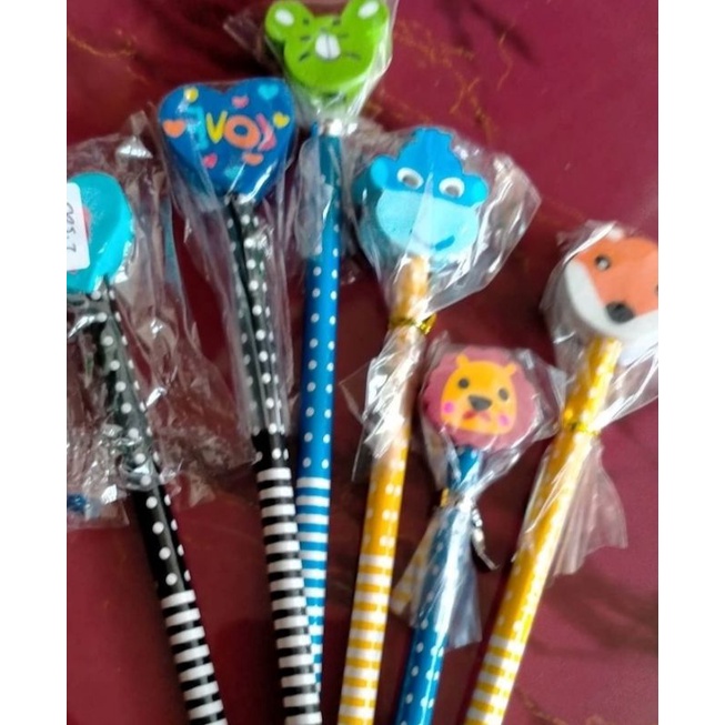 

pensil karakter