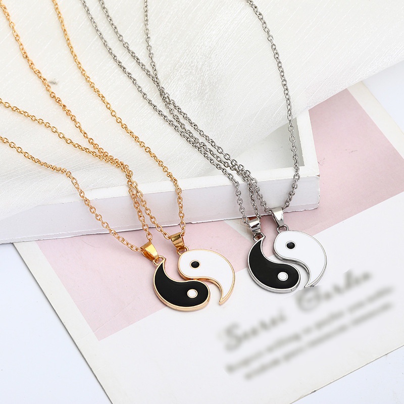 2pcs / Set Kalung Gelang Manik-Manik Yin Yang Yin Yang Warna Hitam Dan Putih Untuk Aksesoris Pasangan