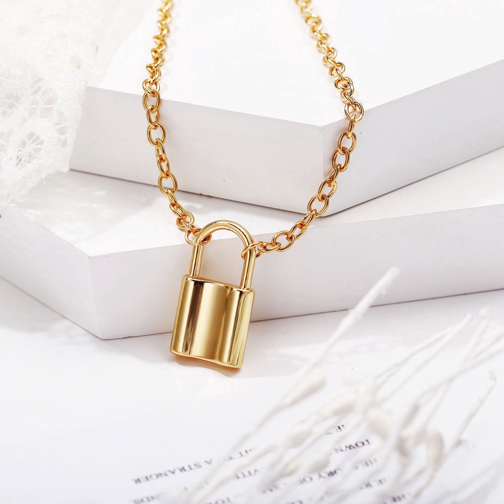 Simple Vintage Lock Necklace Choker Chain Gold Silver Pendant Women Fashion Necklaces Accessories