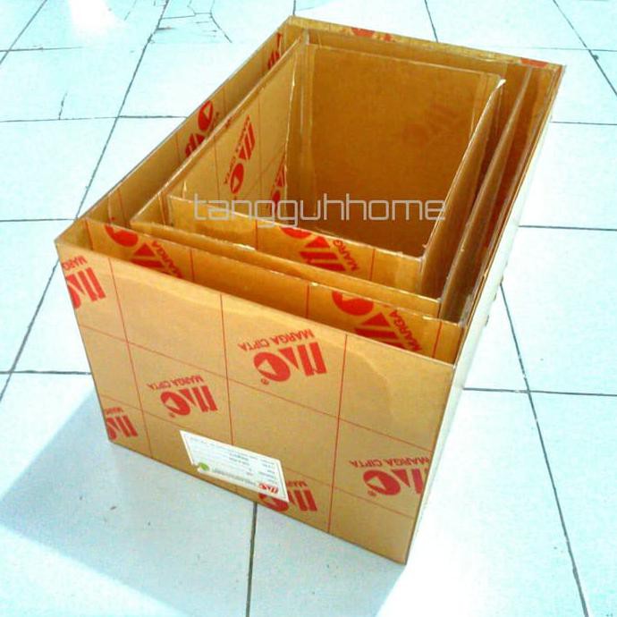 

DISKON KOTAK SESERAHAN/KOTAK HANTARAN/ACRYLIC GIVE BOX CUSTOM DISKON