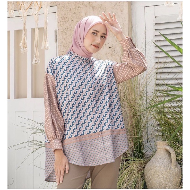 Heaven Lights Suri Blouse