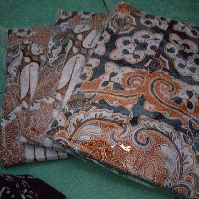 Maura Couple - Sania Ruffle Batik Couple Ori Ndoro Jowi Dnt Garansi Termurah Shopee - Shopa