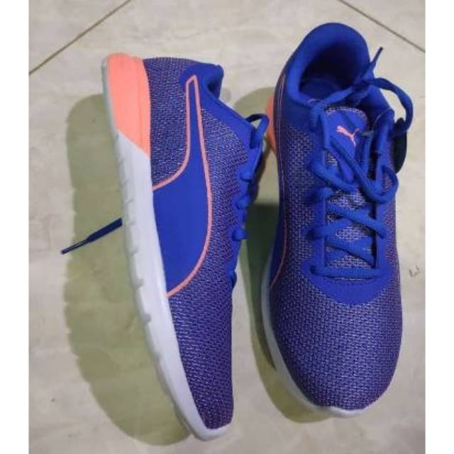 Sepatu Puma vigor sports station