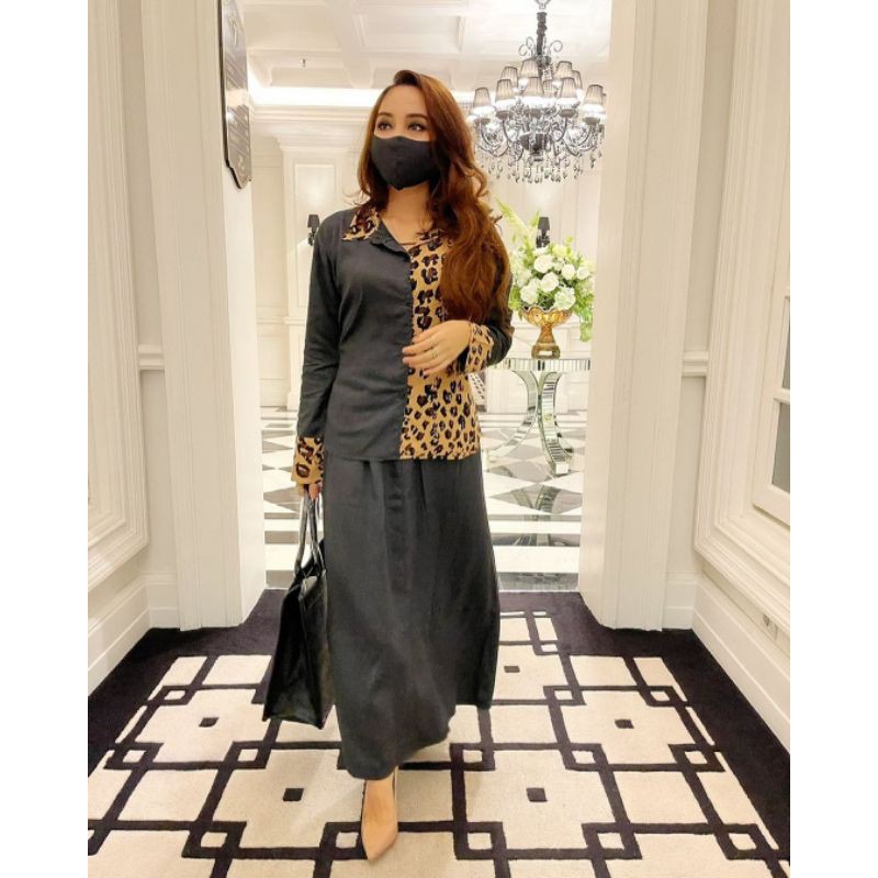 SALE ROK SKIRT SET SUPERBELLA 2 FACES LEOPARD HITAM