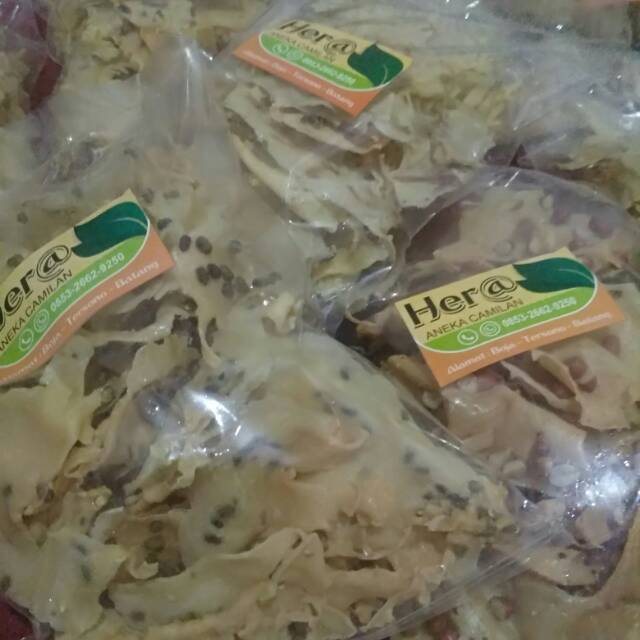 

Rempeyek kacang hijau