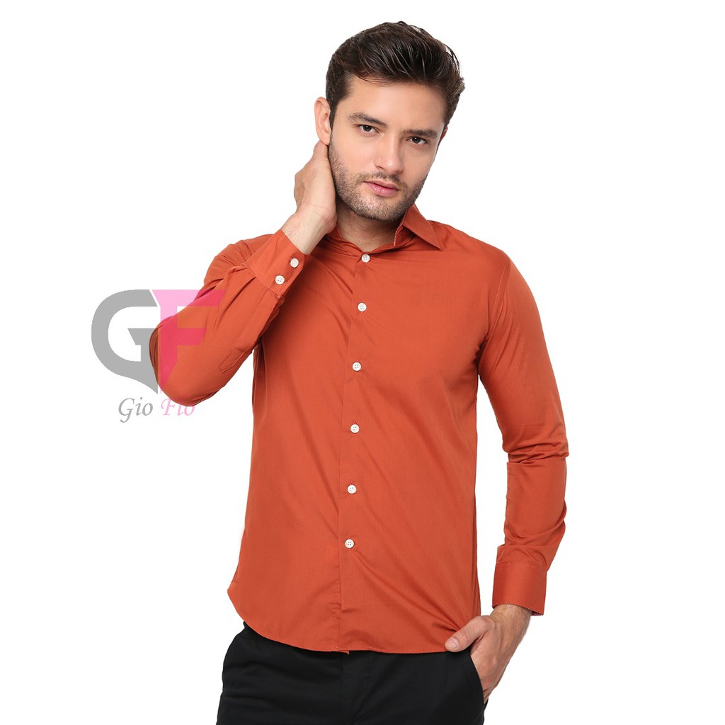 GIOFLO Baju Modern Kemeja Panjang Pria Polos Formal Merah Tua / LNG 1436