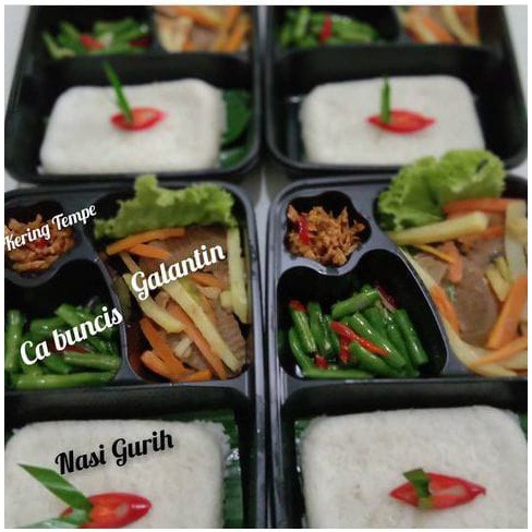 

Nasi Box Galantin