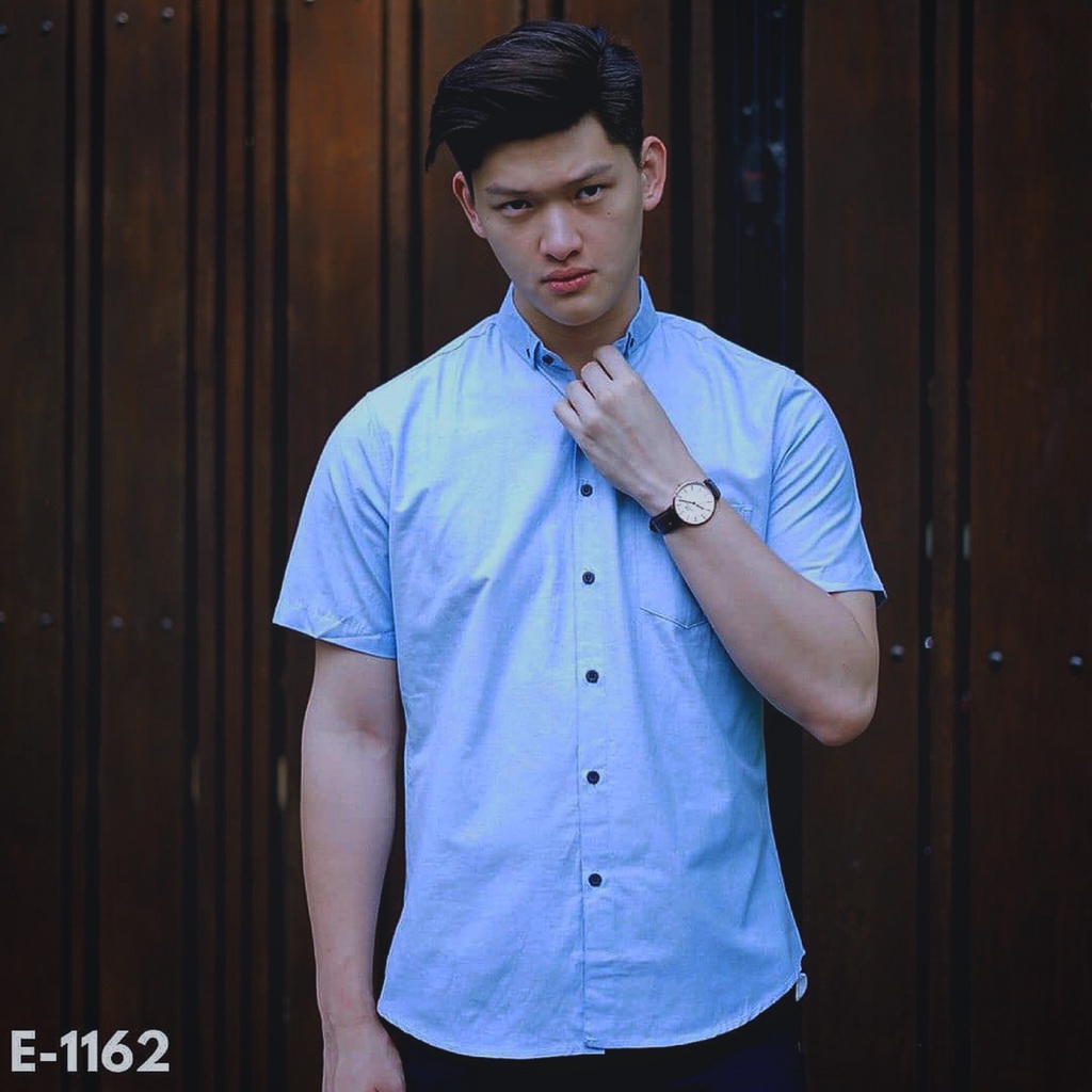 Kemeja Hem Pria Lengan Pendek Soft Blue / Biru Muda / Polos / Kasual / Murah / M L XL / Bigsize Jumbo / Distro Bandung / Grosir