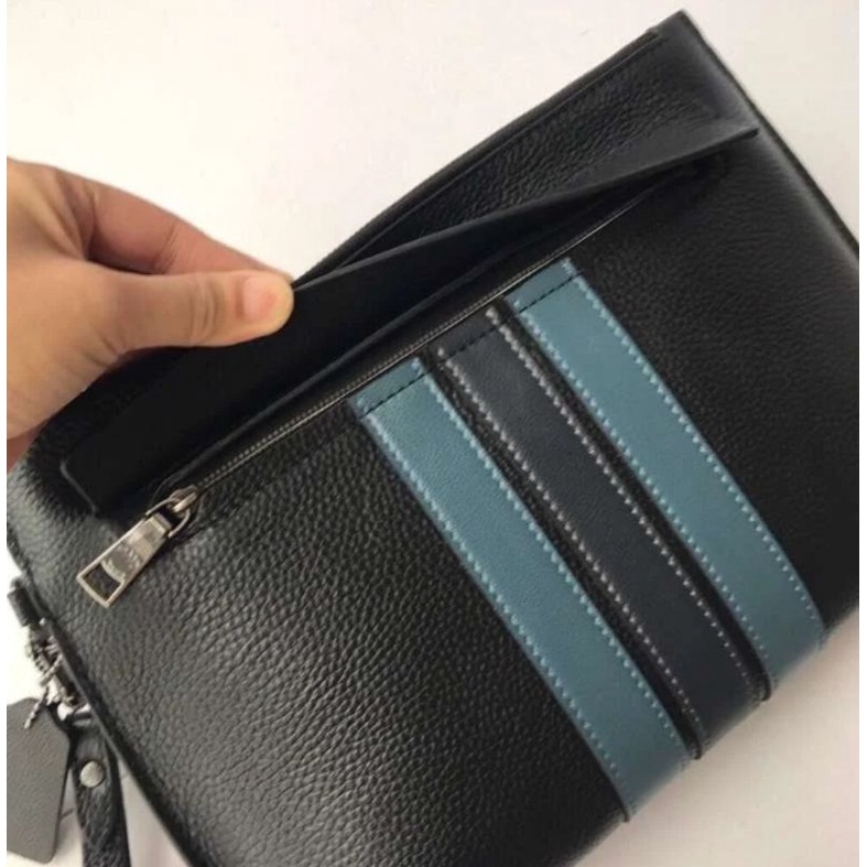 COACH CLUTCH IN SIGNATURE (F31514) Black Stripe Navy