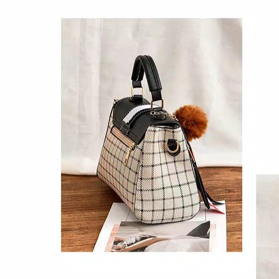 [COD] LB - Trerbaru!! Hand bags fashion import!! Free gantungan pom pom cantik 237