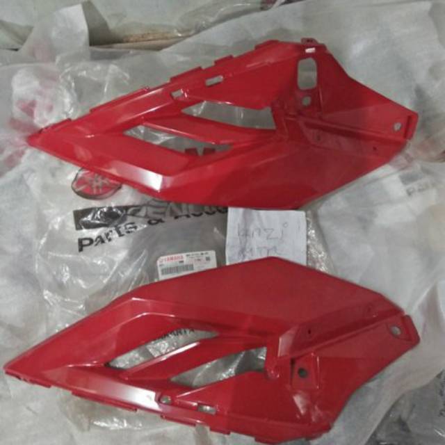 cover sambungan body samping Xride 115 merah ori ygp
