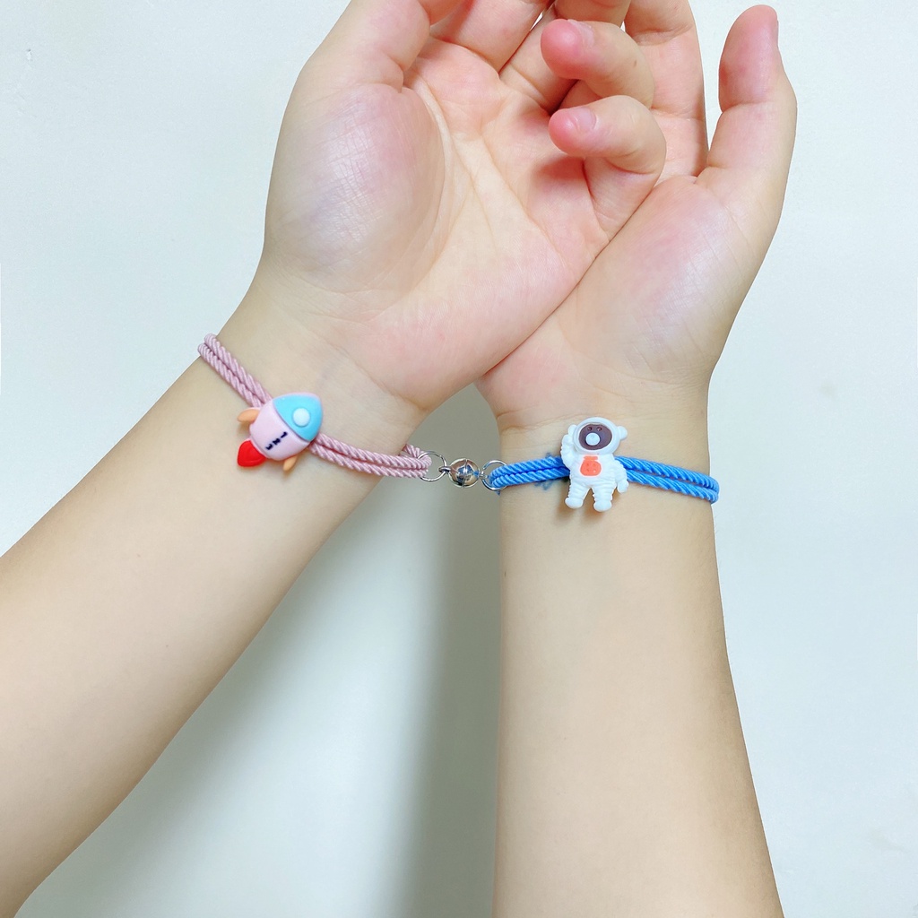 gelang magnet couple astronot