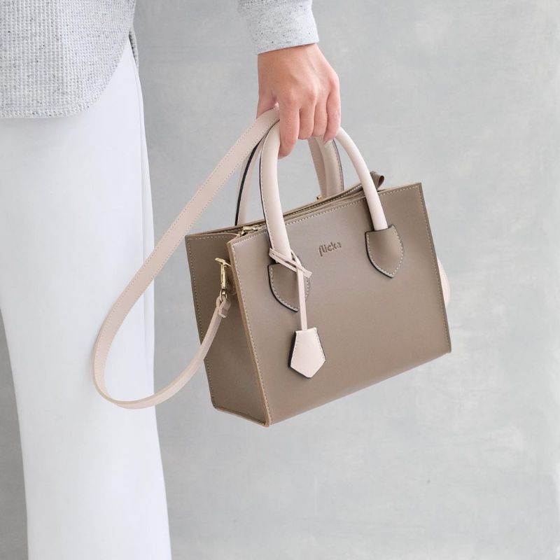 Flicka bag kode S 24 Taupe