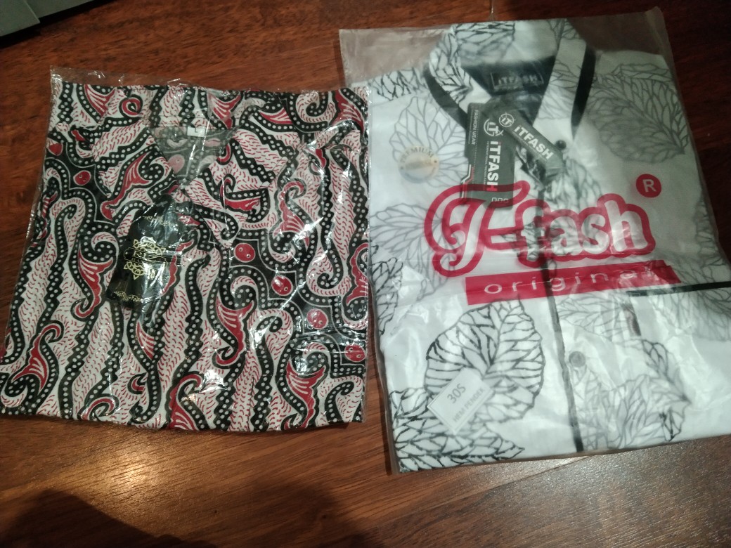 Trolistore Grosir Kemeja Batik Pria Cowok Terlaris Motif Segangsal Harga Murah Biru Merah Hijau