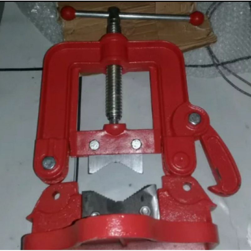 Penjepit pipa catok pipa tanggem ragum pipa no 3 catok pipa 4"