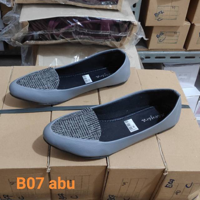 Borneo Sepatu Flat Flatshoes Sepatu Wanita bahan Sintetis Variasi bahan kanvas by Xavyera kode bb07