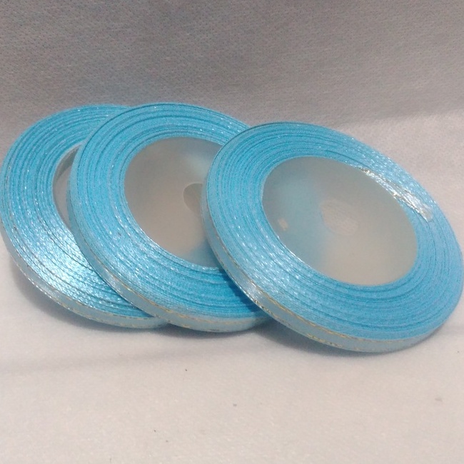 

Pita Satin Lis mas Biru Muda 1/4inch isi 25yard