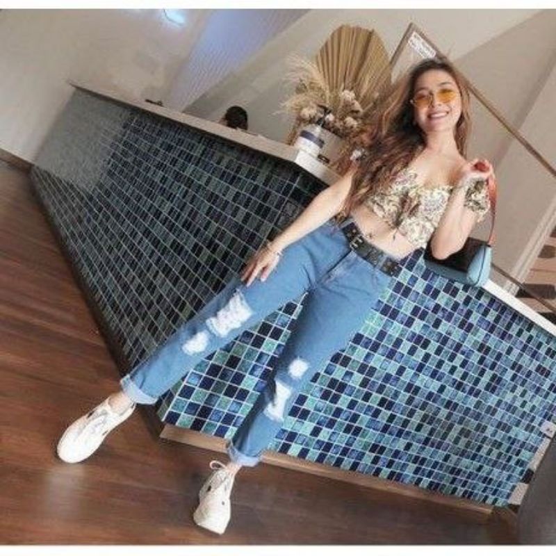 Jeans Divary Terbaru Masa Kini / Boyfrend Terbaru Masakini / Boyfrend Wanita Terbaru Masakini / Boyfrend Sobek Terbaru Kekininan / Jeans Boyfrend Sobek Terbaru Paling Keren / Celana Panjang Wanita Jeans Boyfrend Sobek Terbaru Masakini