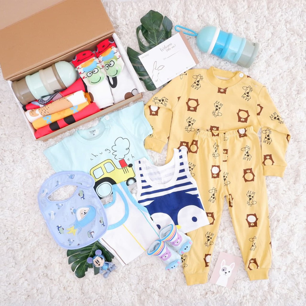 LIO029 Boys 10 in 1 Hello Baby Hampers Gift - 0-12 Months Hampers Gift Set