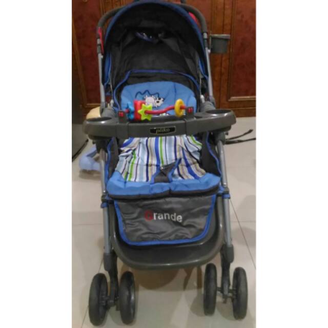 Preloved stroller pliko grande