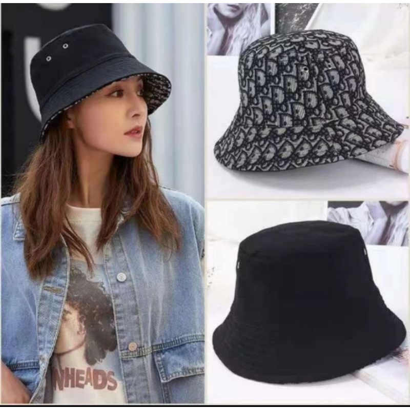Bucket hat/topi Christian Dior Bisa bolak balik