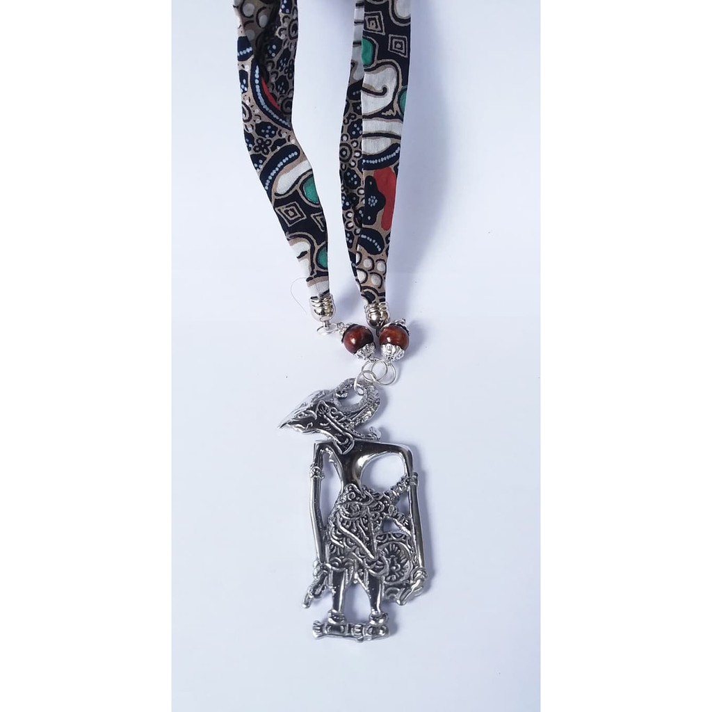 Kalung Batik Wayang Khas Jogja