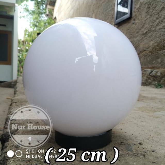 Kap Lampu taman outdoor bulat putih meval 10 inch 25 cm