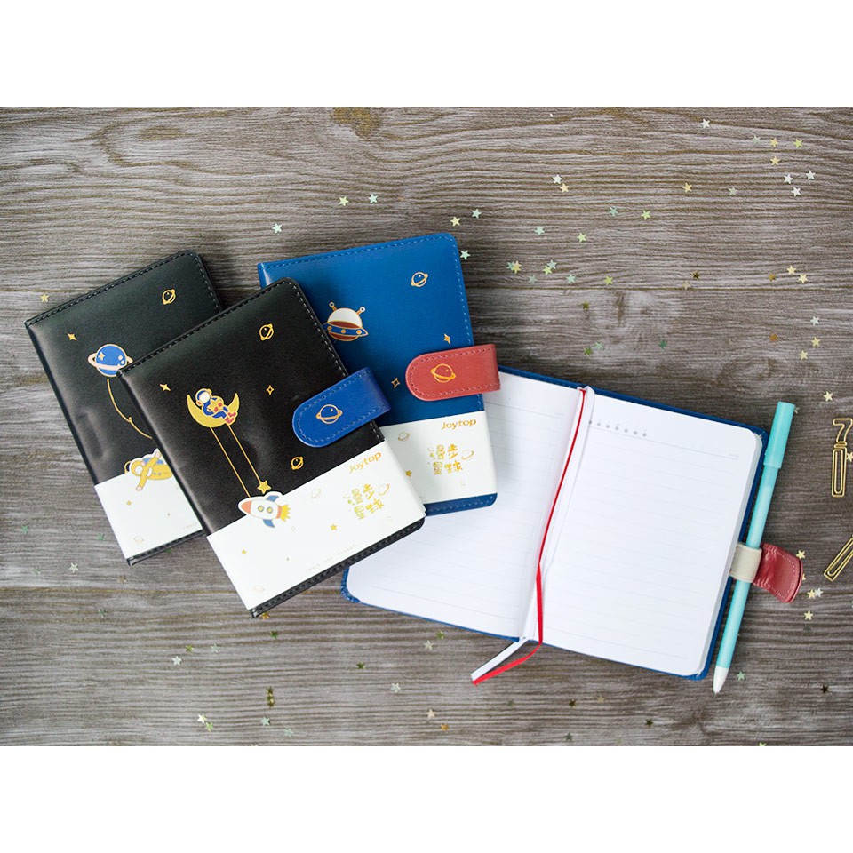 

Buku Catatan Sampul Kulit / Strolling The Planet Leather Ruled Notebook A6