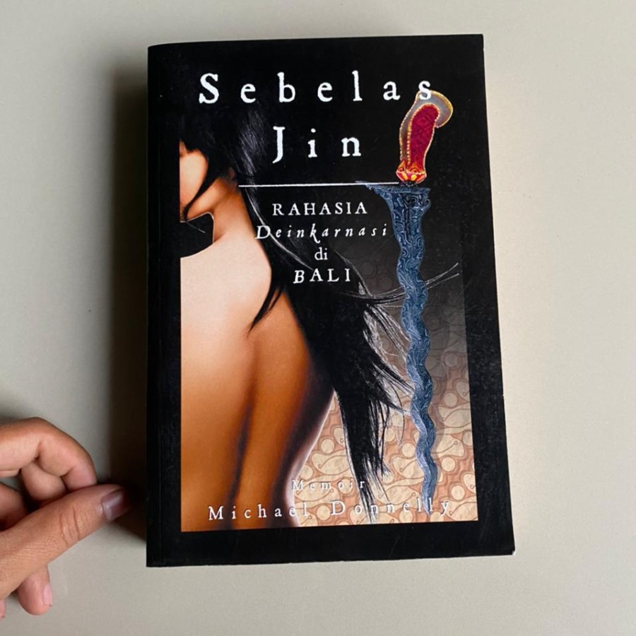 Buku Sebelas Jin Rahasia Deinkarnasi di Bali