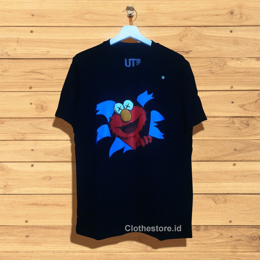 1339 KAOS TSHIRT UNIQLO ELMO HEAD BIRU NAVY KAOS UNIQLO BAJU UNIQLO KAWS