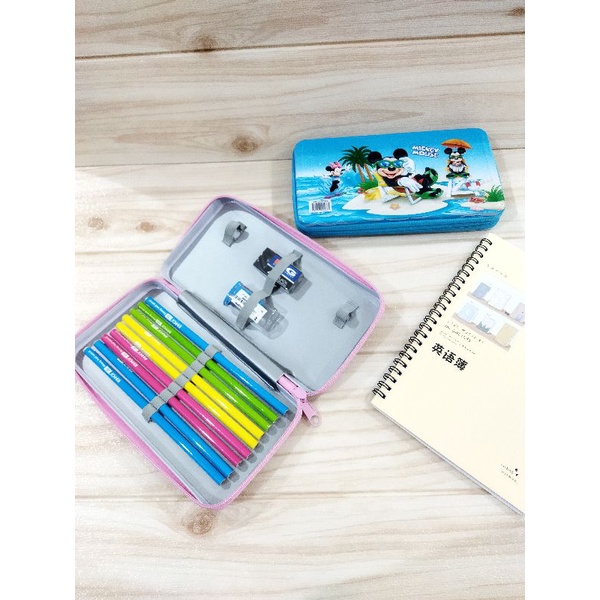 

TEMPAT PENSIL 3D TEPAK PENSIL KARAKTER