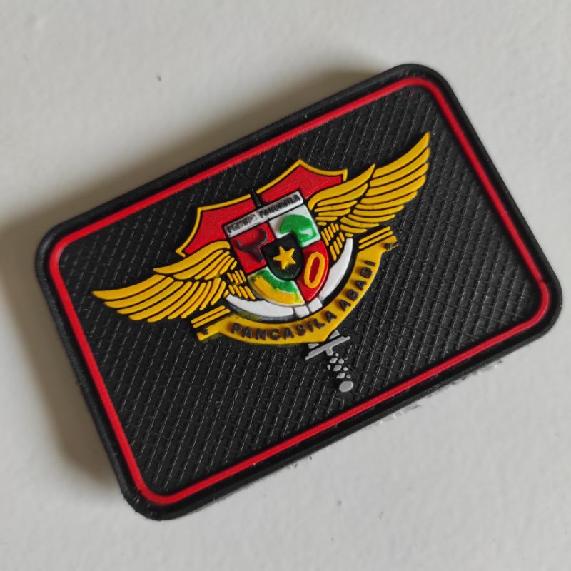 PATCH RUBBER LOGO WING'S KOTAK PP ( PEMUDA PANCASILA) DASAR HITAM/TEMPELAN EMBLEM KARET VELCRO