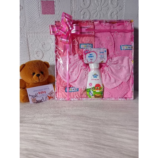 Hampers Bayi/Kado Bayi/Kado Lahiran/Bayi Newborn/parcel baju bayi cewe dan cowo-Pink M