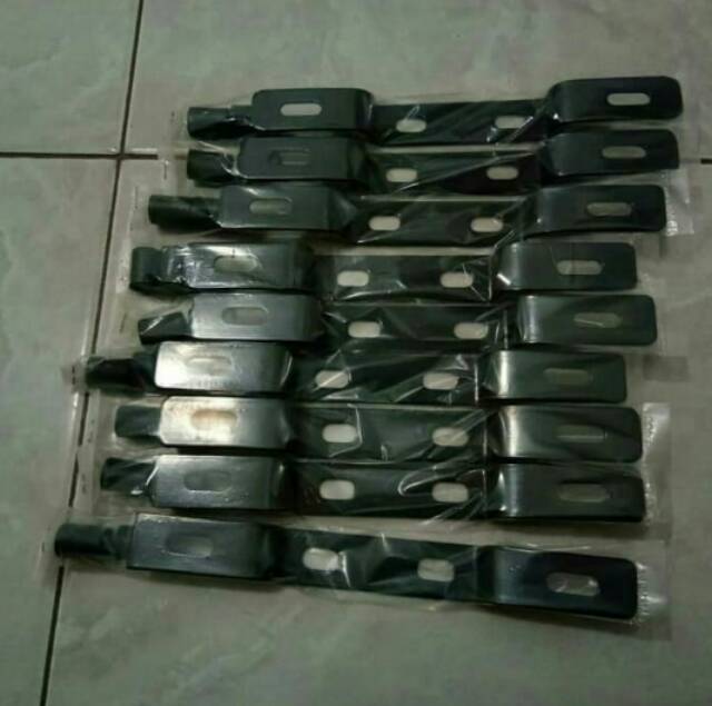 Tatakan/dudukan plat nomer belakang Vespa lx s lxv primavera sprint vespa matic bahan plat tebal