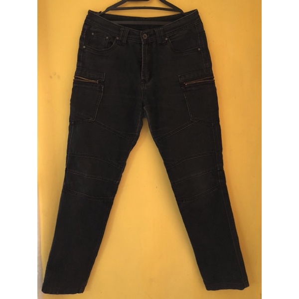 Preloved celana panjang jeans denim cargo hitam unisex SWIPE FOR DETAILS