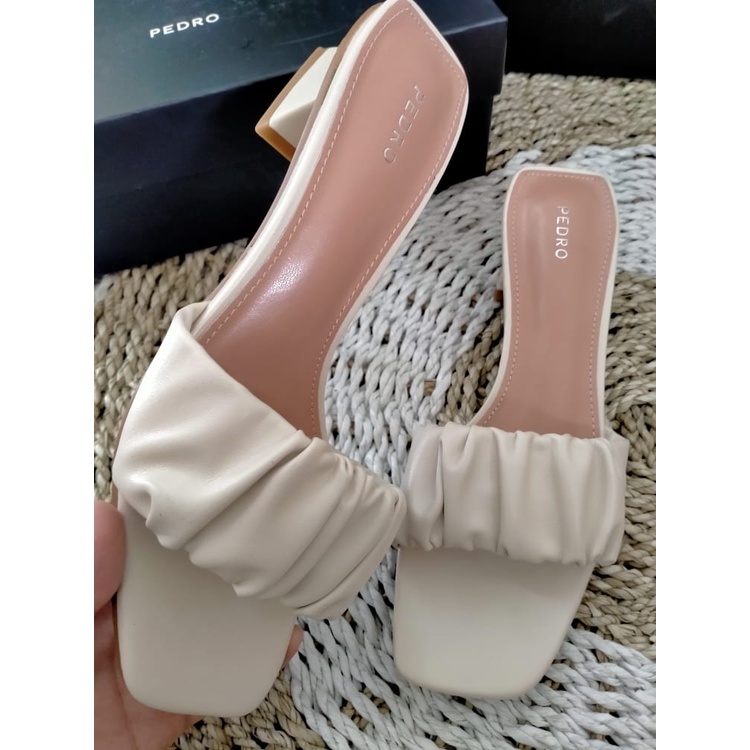 sandal wanita Pedro P01