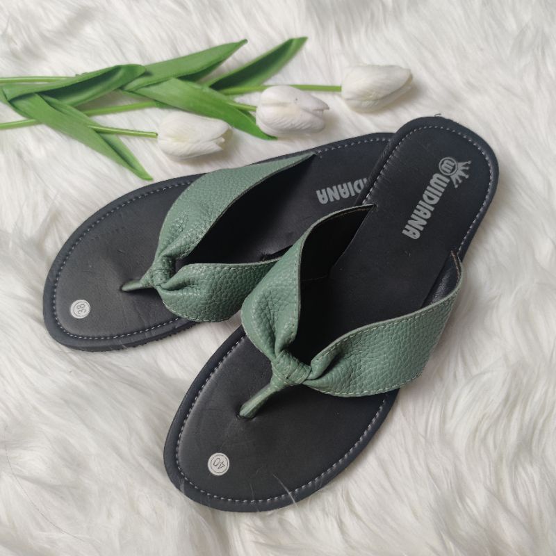 Sandal Wanita Papirut murah capit polos