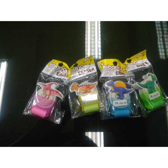 

Penghapus eraser dino roller isi 24 buah