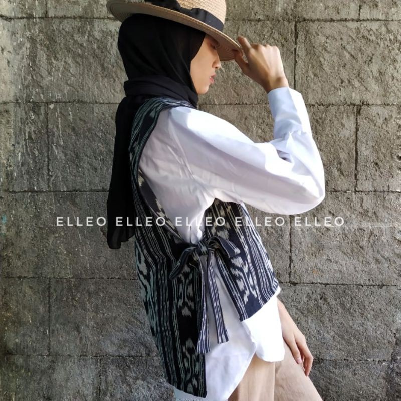 ELLEO ETNIK VEST TENUN IKAT ( TORA VEST/ROMPI WANITA )