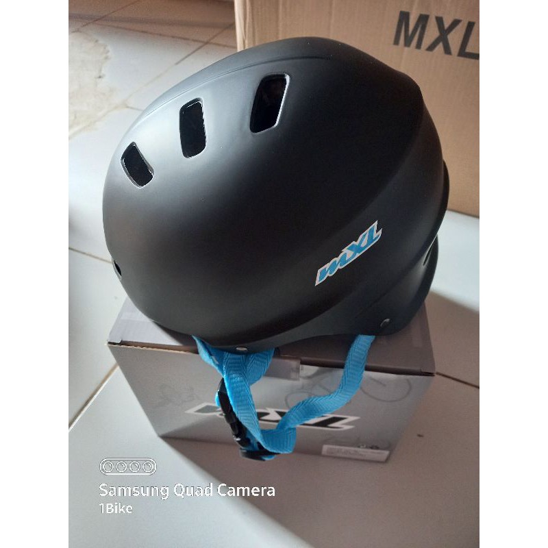 Helm Batok MXL 106