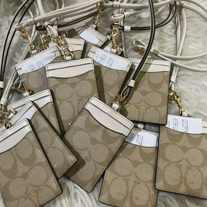 

[[COD]] Coach Signature ID Tag Lanyard Original GRATIS ONGKIR Kode 800