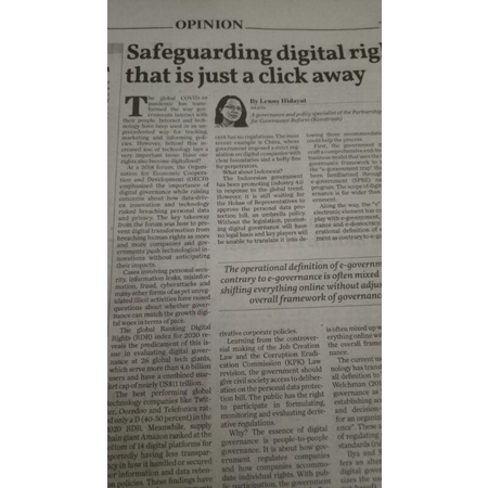 OPINION Koran Bekas Berbahasa Inggris Khusus Kliping Opini Paket 4 Edisi