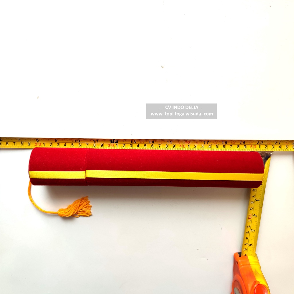 Grosir Tabung Toga Wisuda Ready Stock ratusan Berkualitas Baru tempat map kelulusan Polos