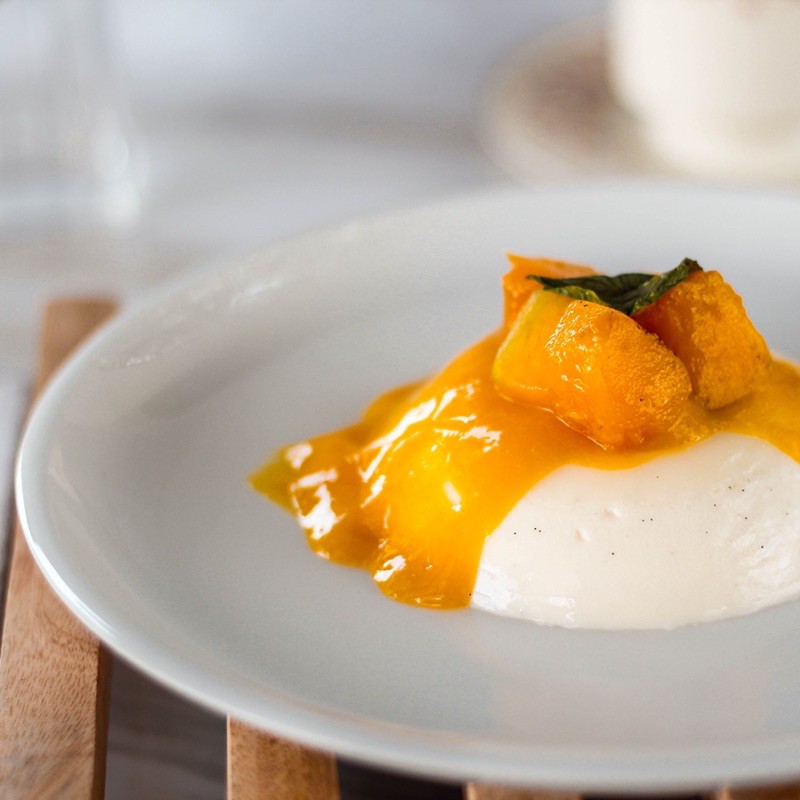 

Mango pannacotta